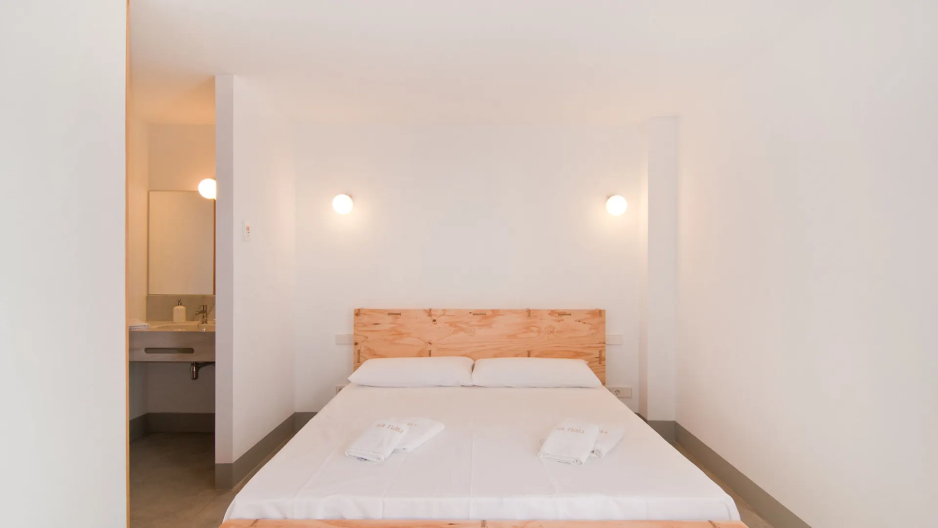 Sa Nau Apartamentos Portocolom  Apartment